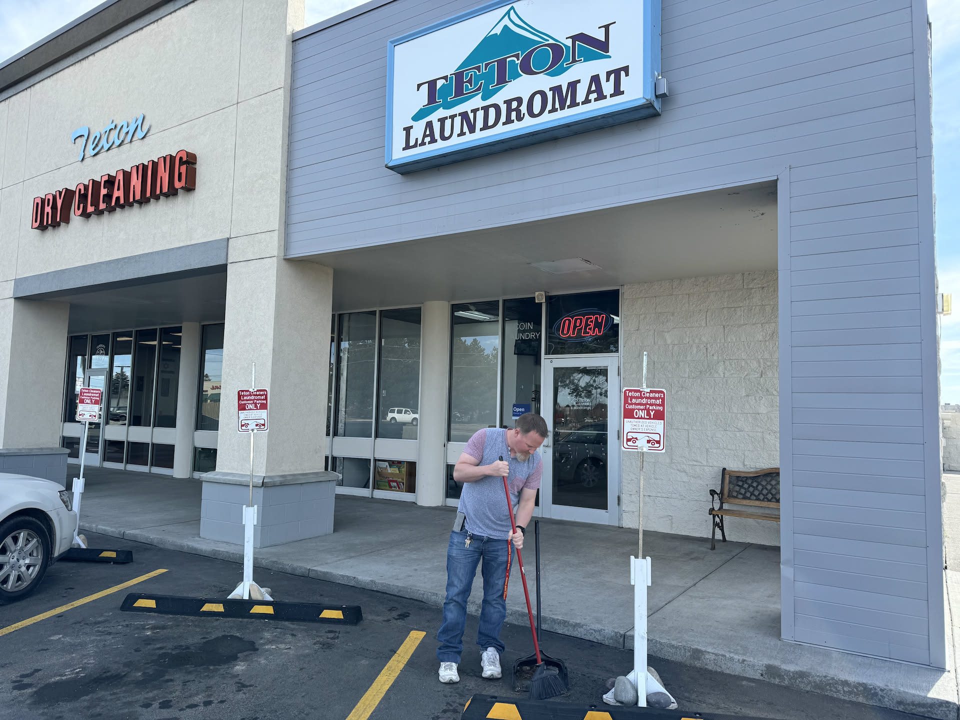 The weather outside is just so good today, Nick took the time to go out and sweep out front… it was needed from all the winter weather trash.