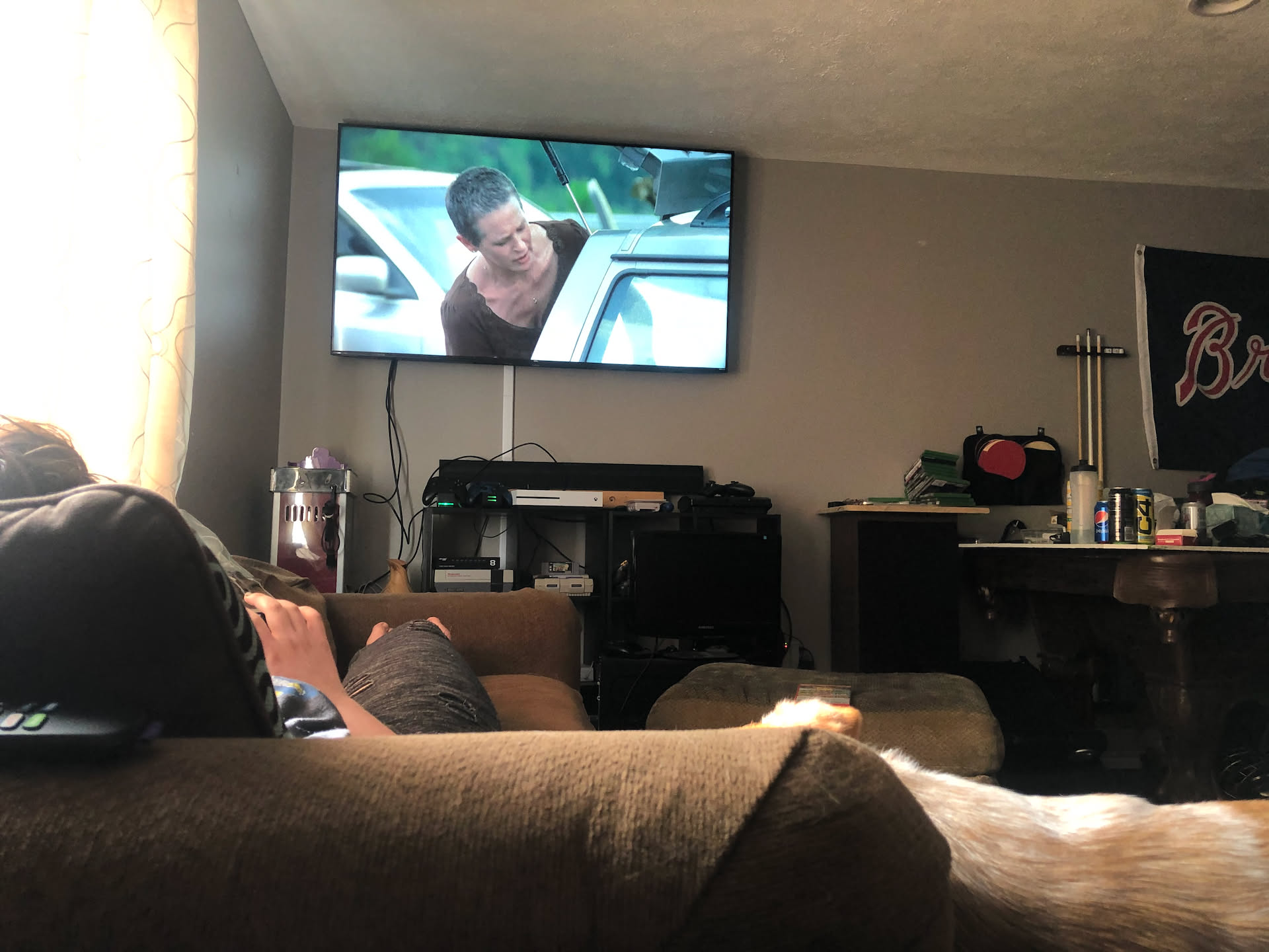 Airalynn and I spent the day binging TWD and doing laundry.