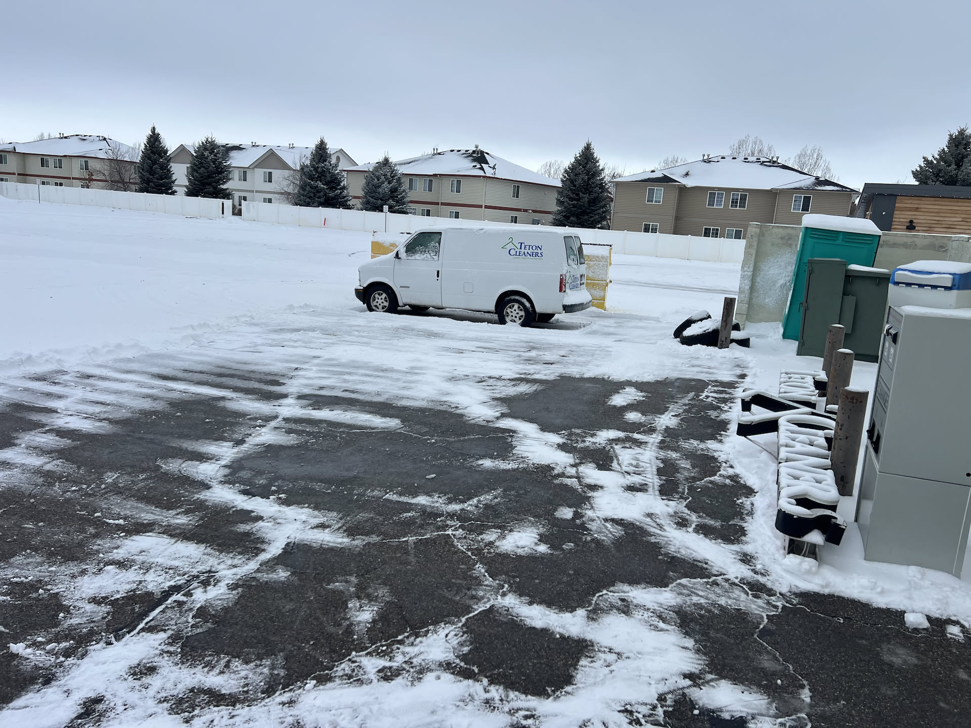Nick tried to do a better job out back than he did yesterday… Moved one of the delivery vans and cleaned up around the other… snow is crazy lately here.