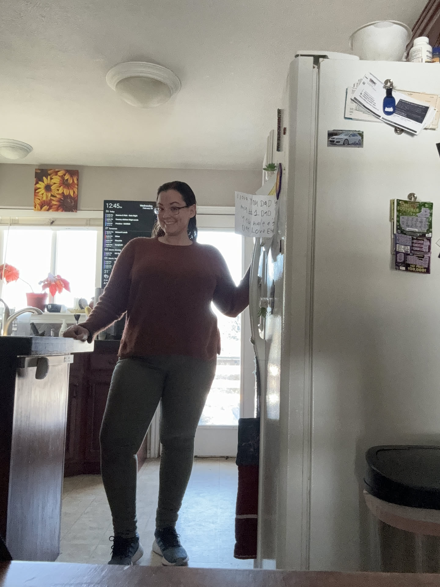 Beautiful Deanna, showing off that she fit into some pants that just in December she couldn’t pull over her knees! Hot Pants!