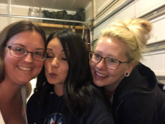 Deanna is White Girl Wasted!!!! With Ashleigh her love and her new friend Rissa!