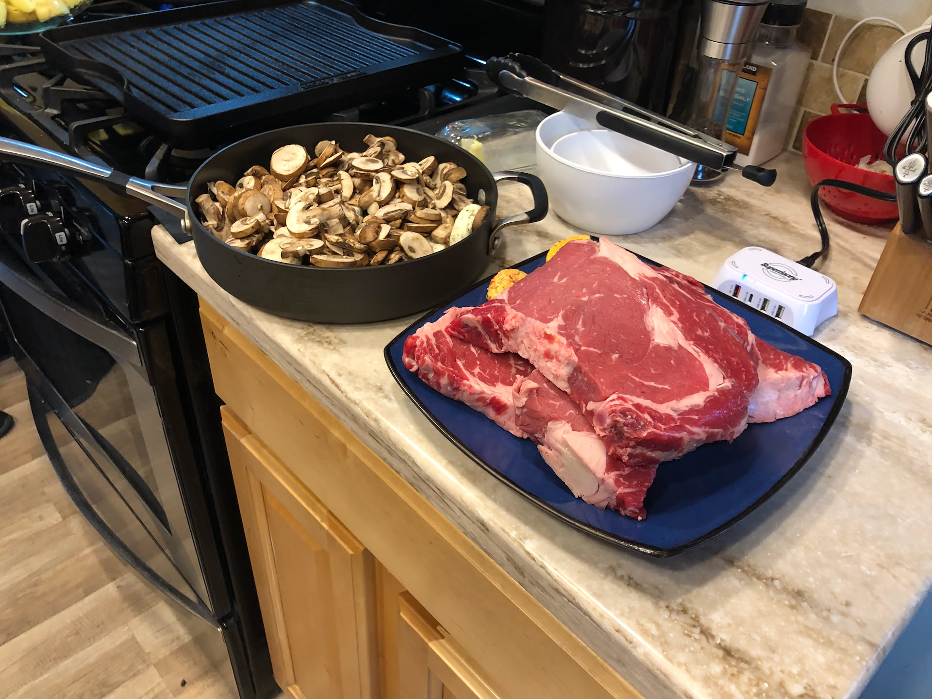 Tyson and Amber pushed off their Saturday dinner until tonight, so Nick is being spoiled.