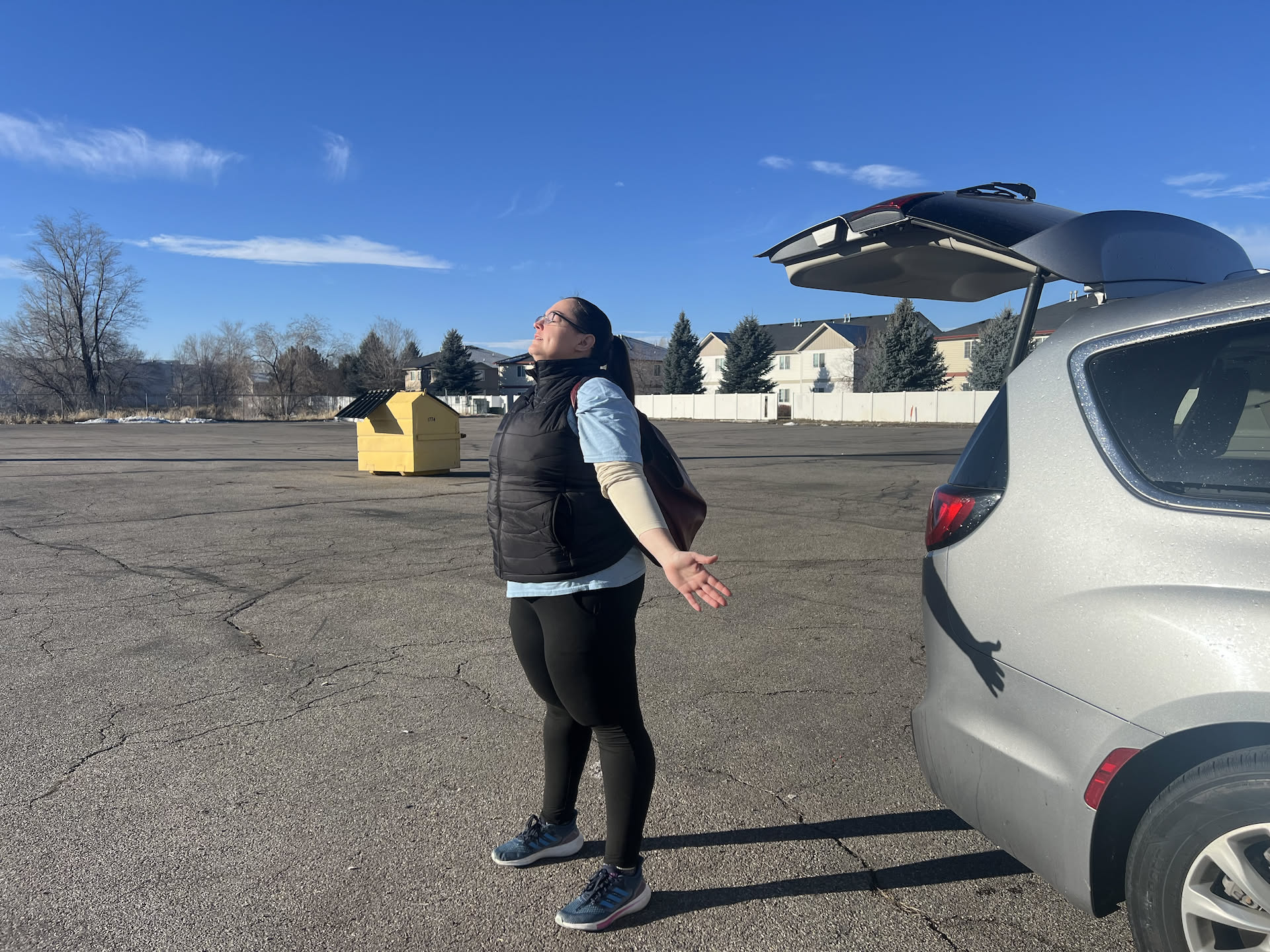 When we got to work, the weather was already so nice, that Deanna just stood there soaking up the sun.