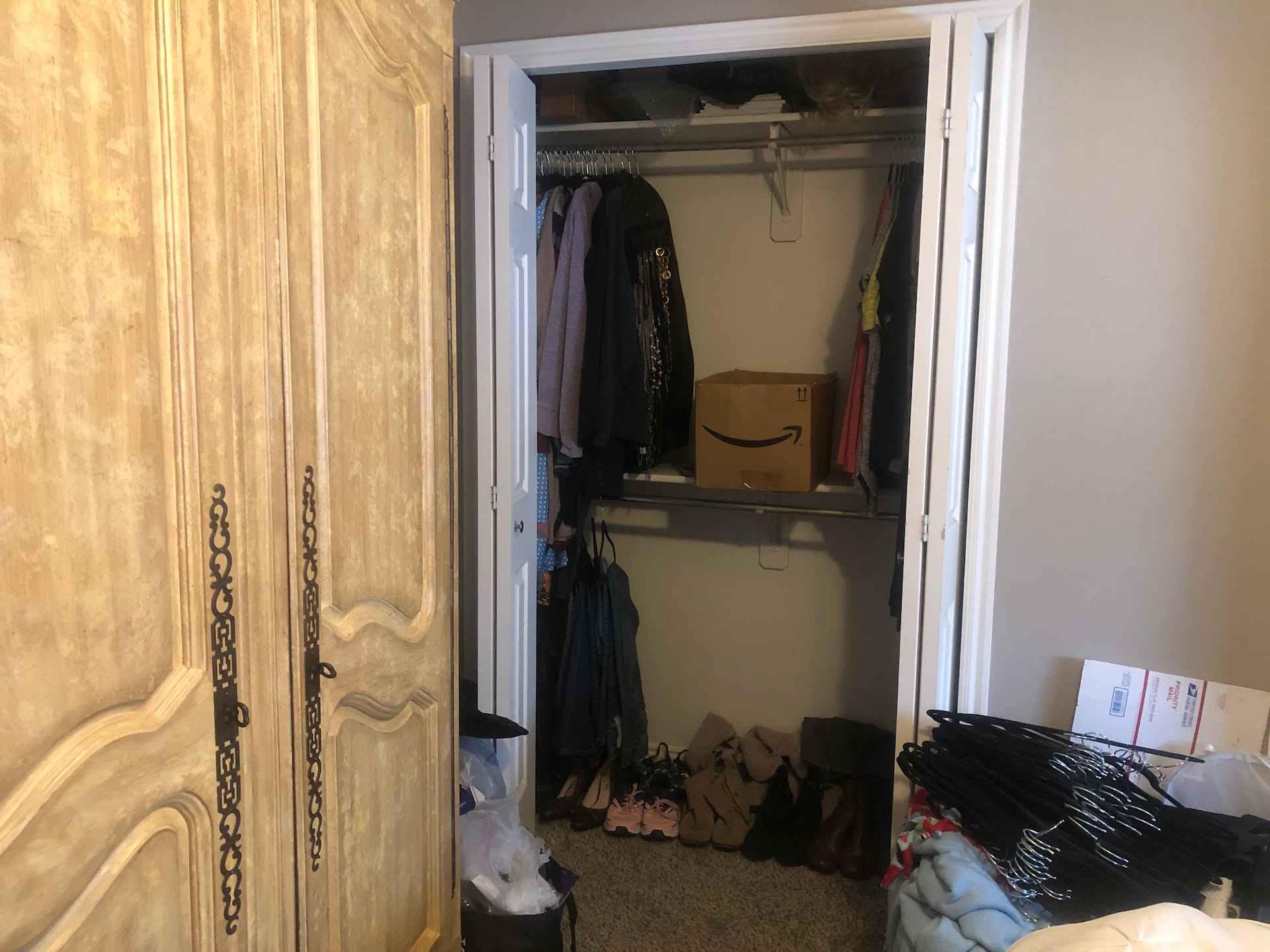 Deanna took on a project for the day and cleaning out her closet. She made 3.5 bags of clothes to donate.