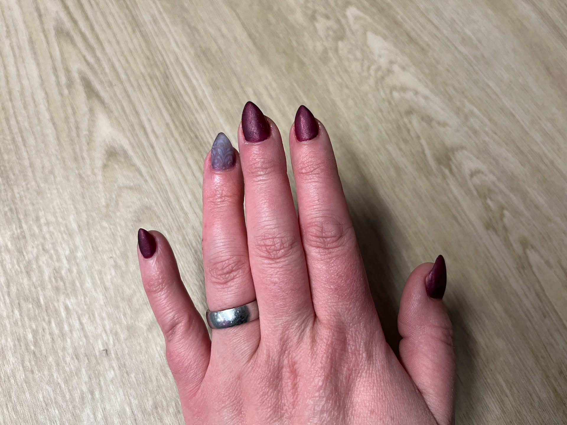 Over lunch, Deanna went and got her nails done.