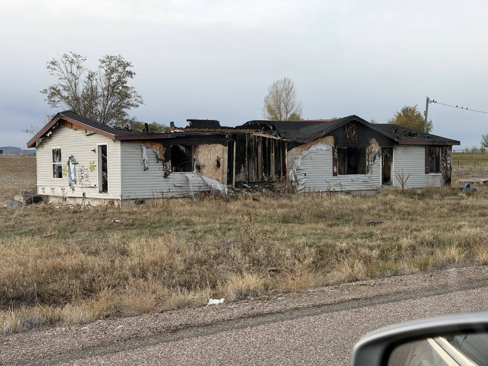 crazy house that I came across while out in the middle of BFE doing deliveries.