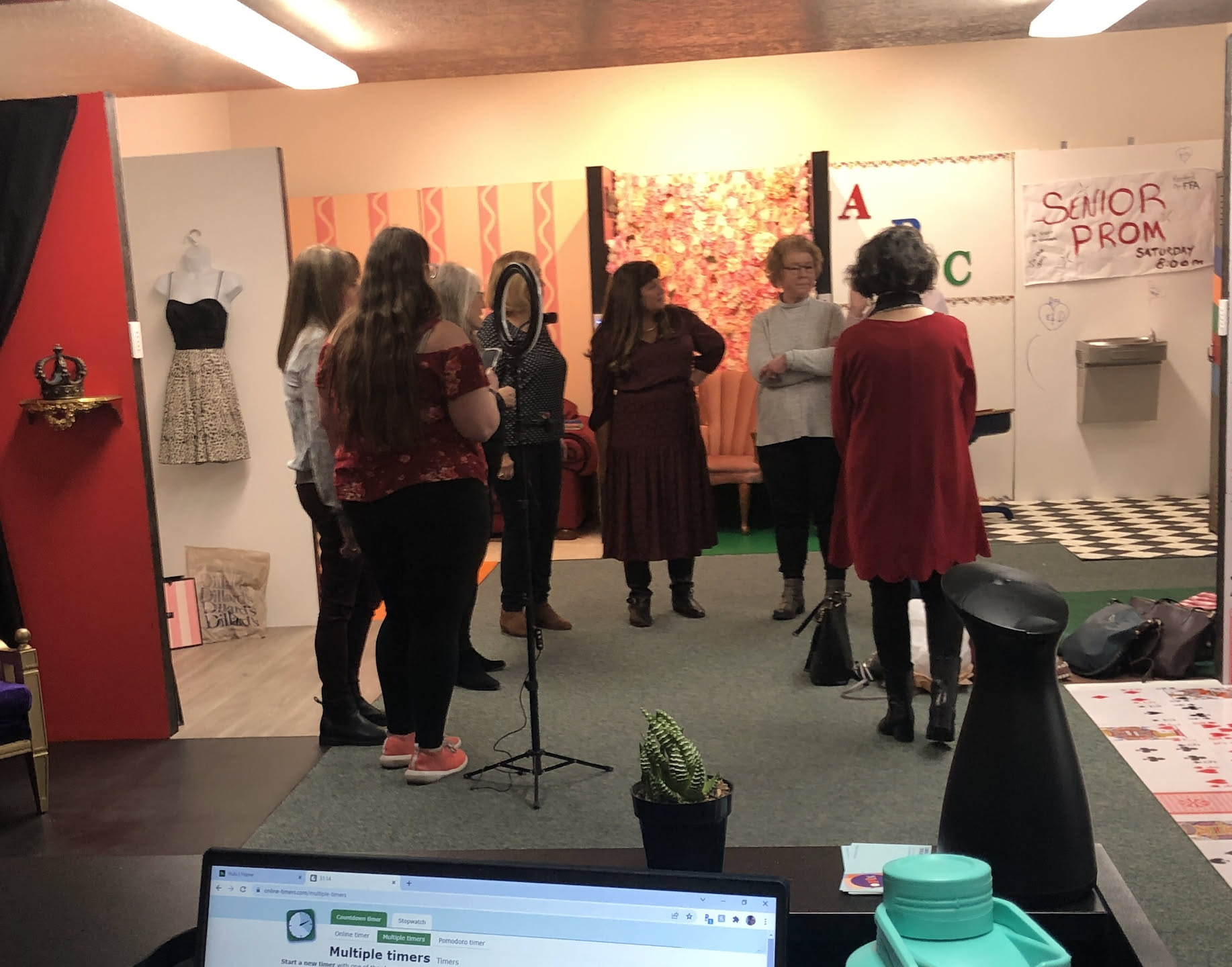 Pix had a great group of women come in for their ladies night, their laughs were so great to experience.
