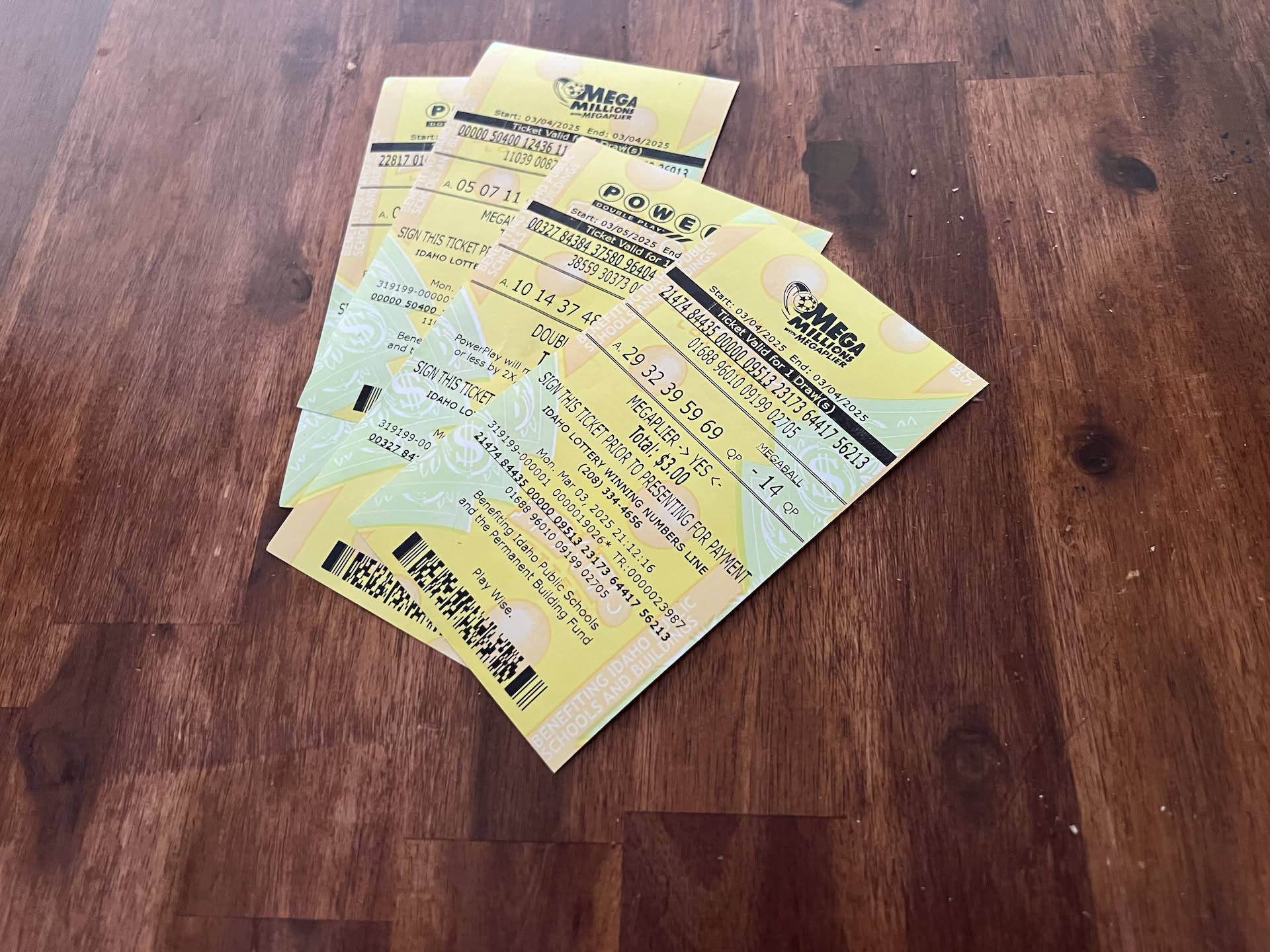 Nick found some lottery tickets on the table that Deanna had picked up… here is hoping we win!