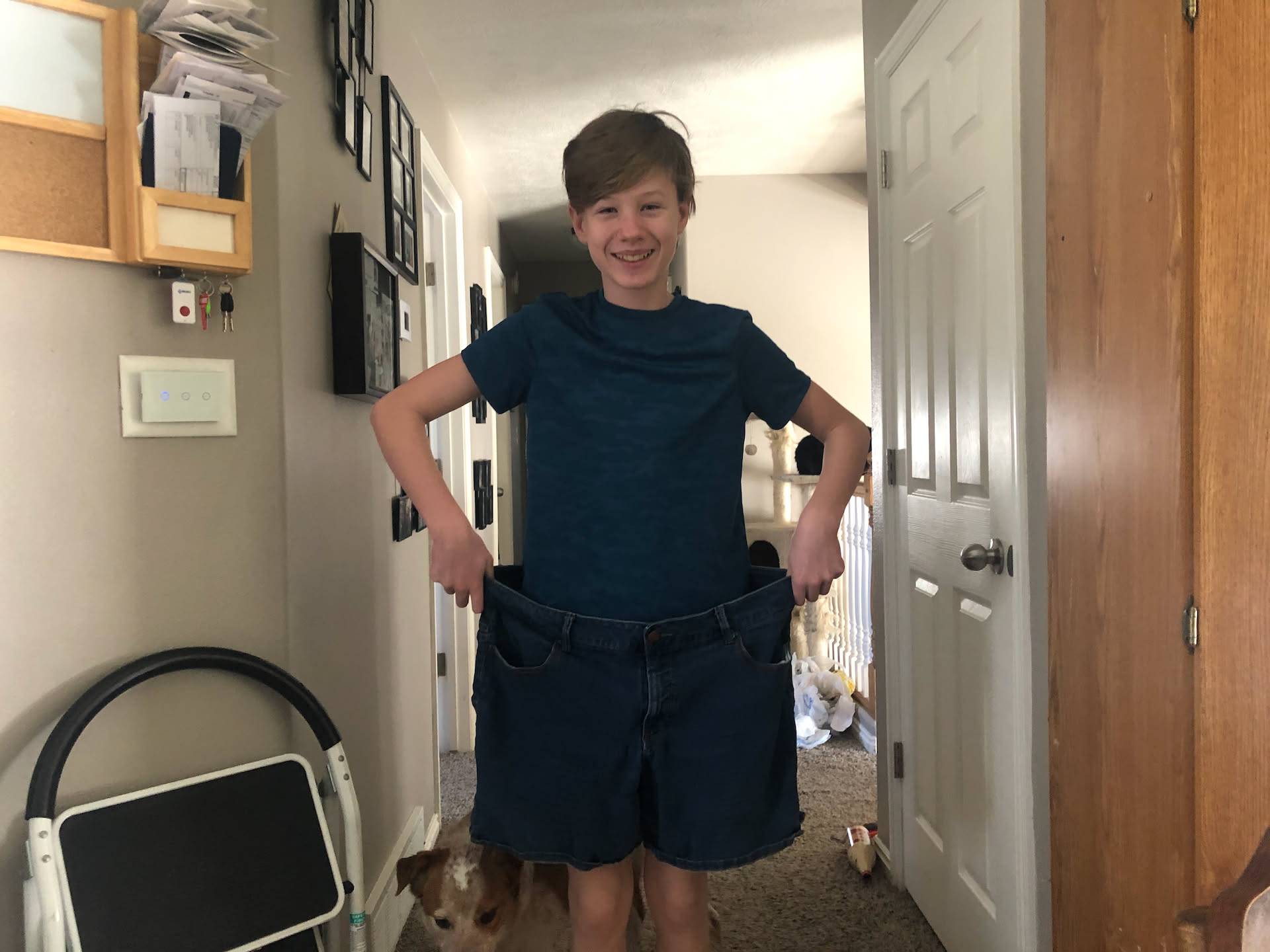 Deanna accidentally put a pair of her shorts in Avery’s laundry and he came up asking her if she liked his new shorts lol
