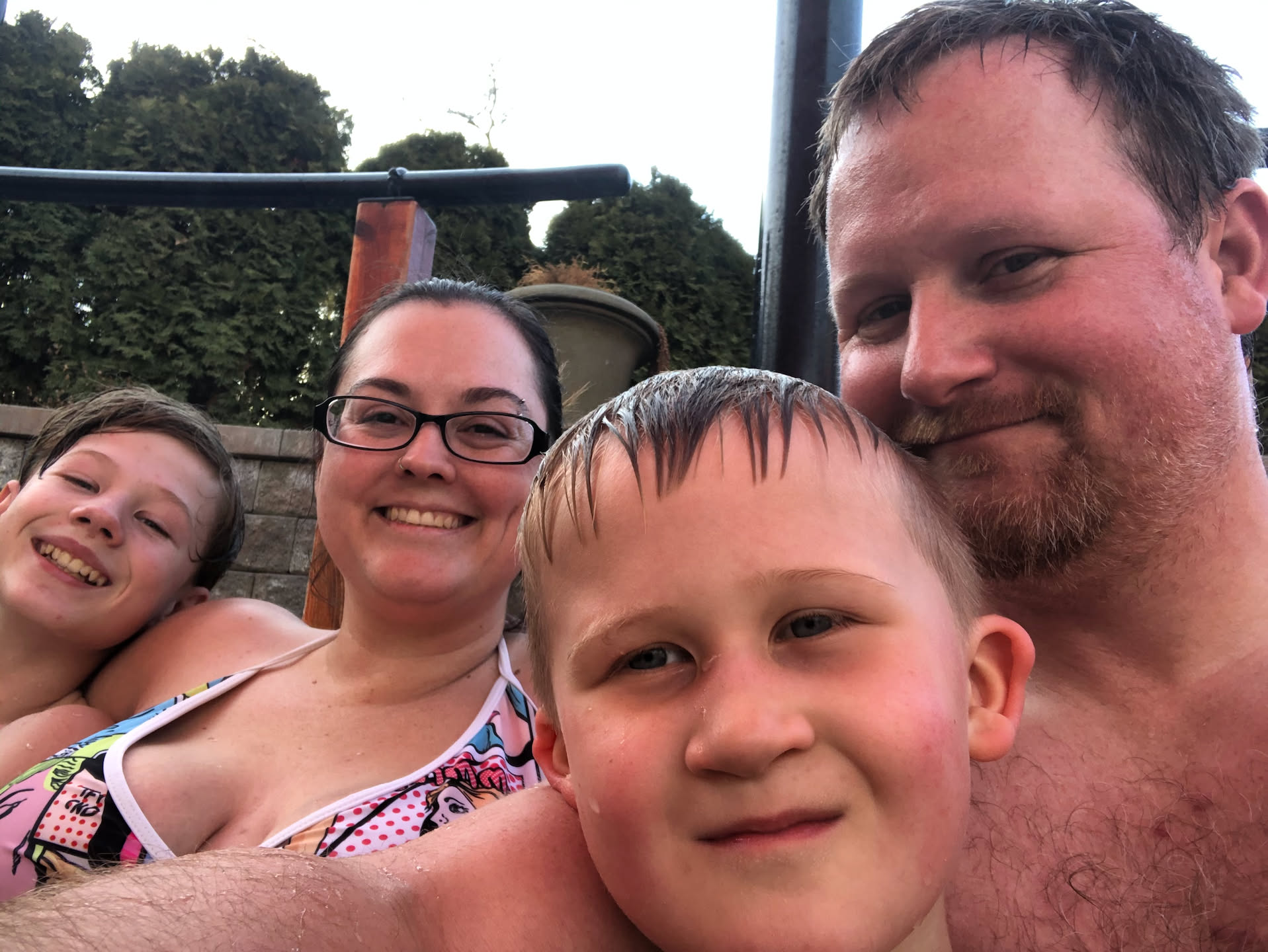 We made it to the hot springs… Time to relax in the warm and hot water!