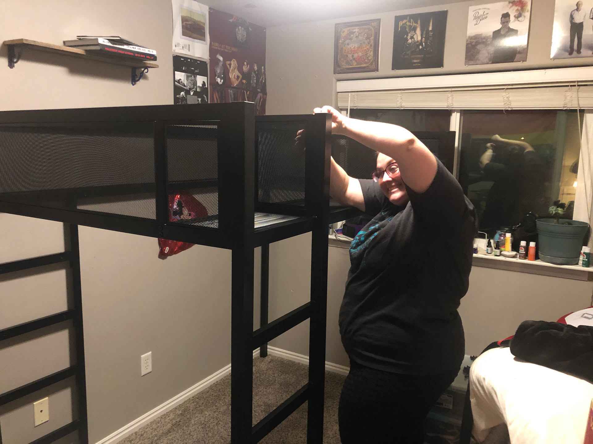 After dinner, Deanna and Nick got to work putting together Airalynn’s birthday gift… a loft bed… was a lot harder than it looks.