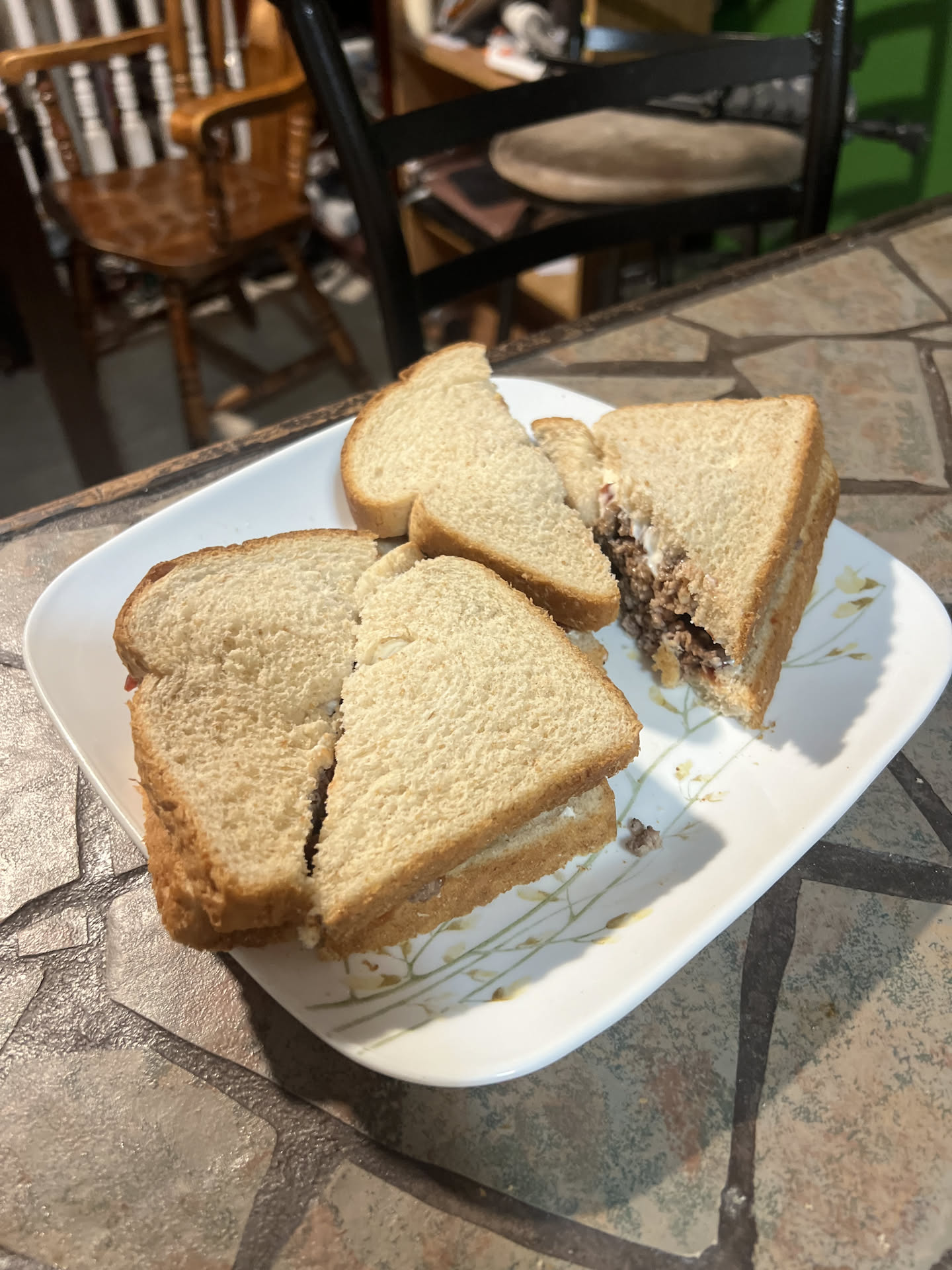 And this is what Nick did and up having for dinner… Meatloaf Sandwiches.