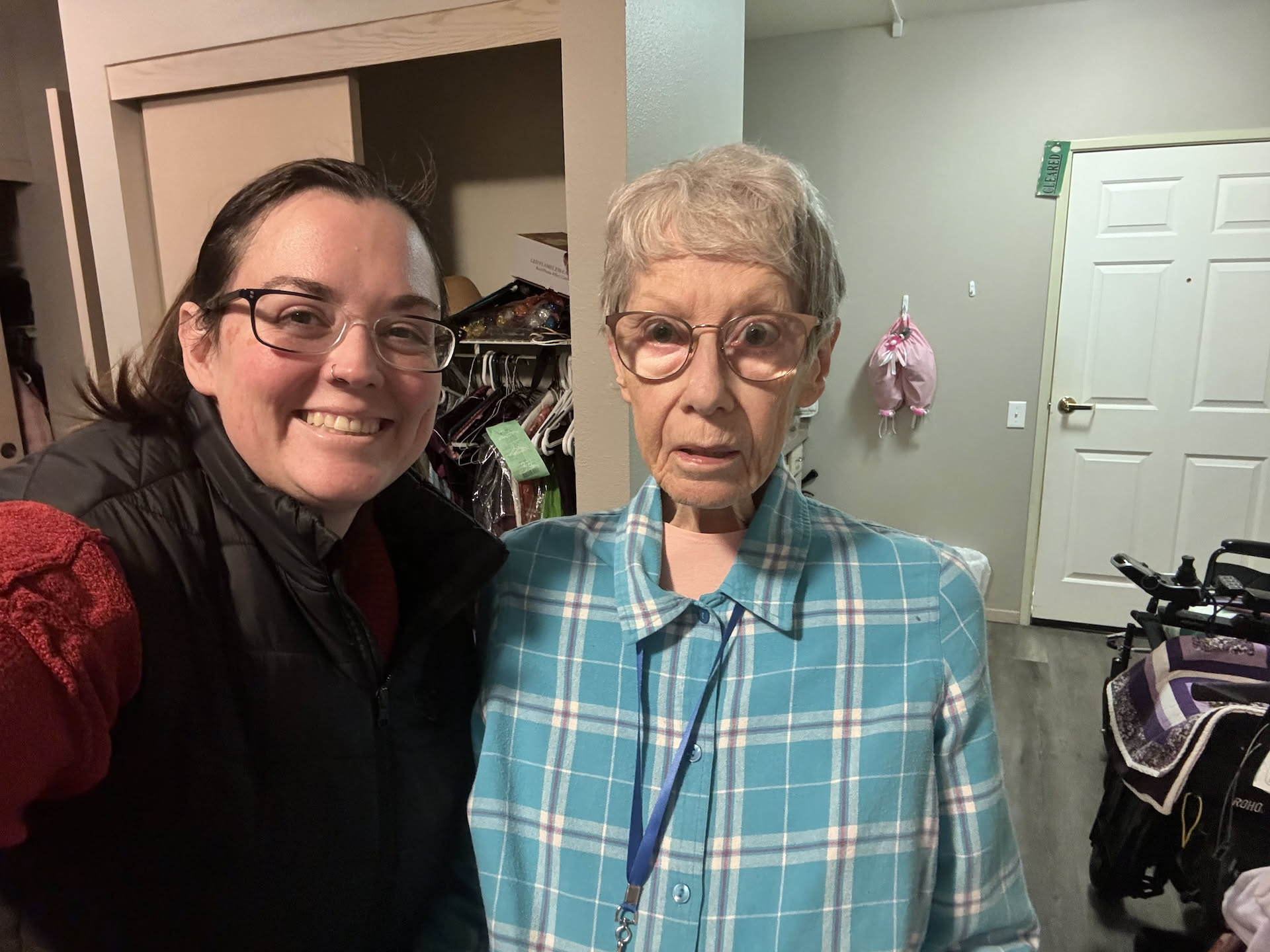 It’s Nick’s turn to work the laundromat, so Deanna went to run some errands and visited Granny.