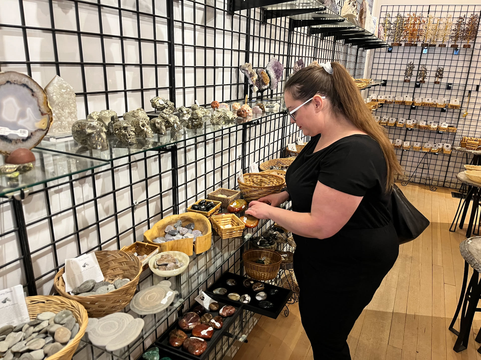 After the war, we decided to play tourist and walk around Lava… doing a nice hippy store for Deanna