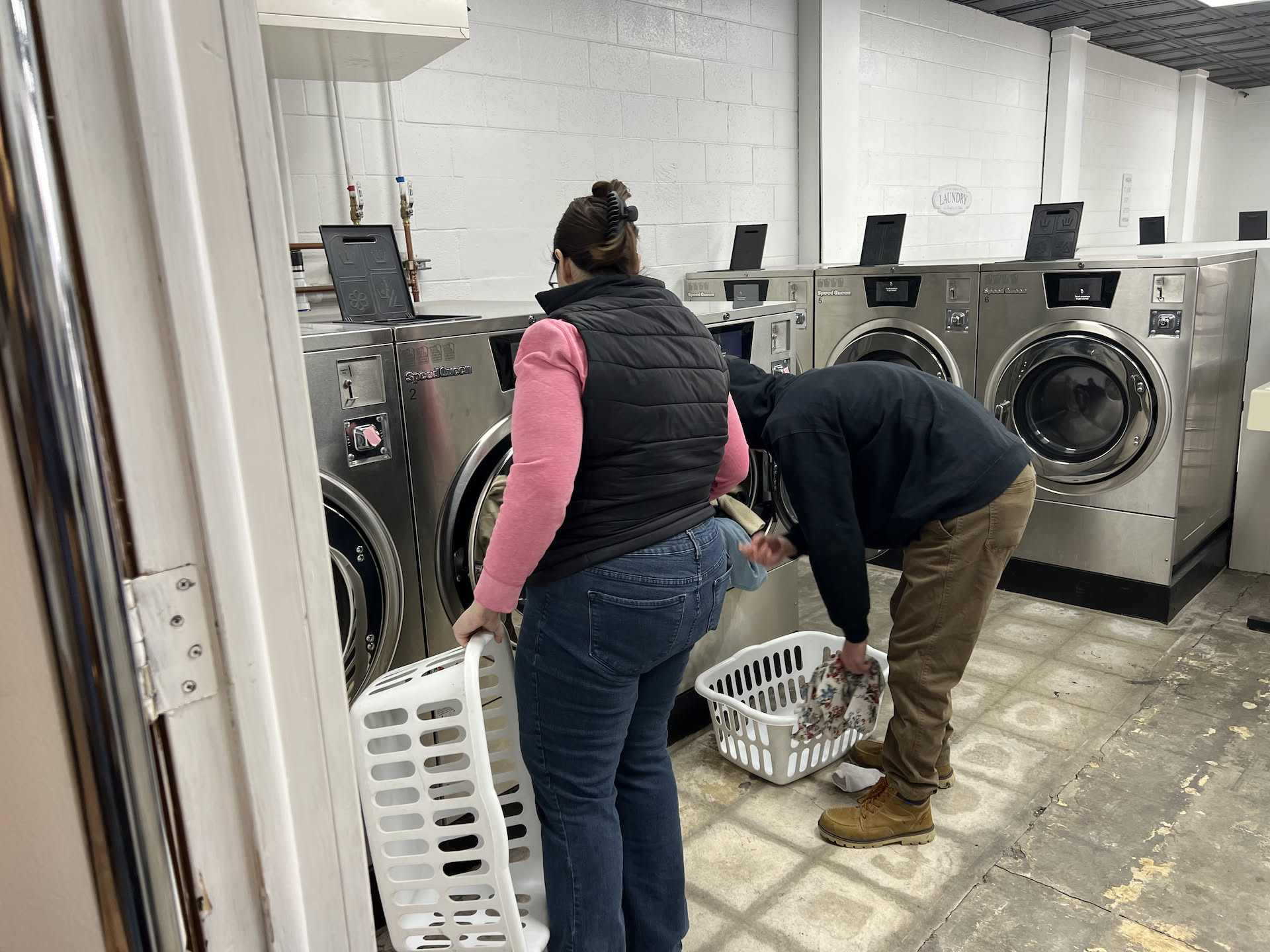 Laundry day for Deanna and Avery… Luckily we know a hot spot for it lol.